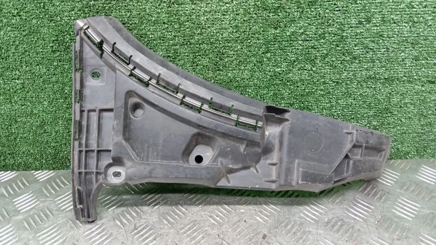 крепление бампера Volvo B5244T4,B6324S,D5244T4 CM71,C71,CZ71 Volvo Xc90 B5244T4,B6324S,D5244T4 CM71,C71,CZ71 30698128