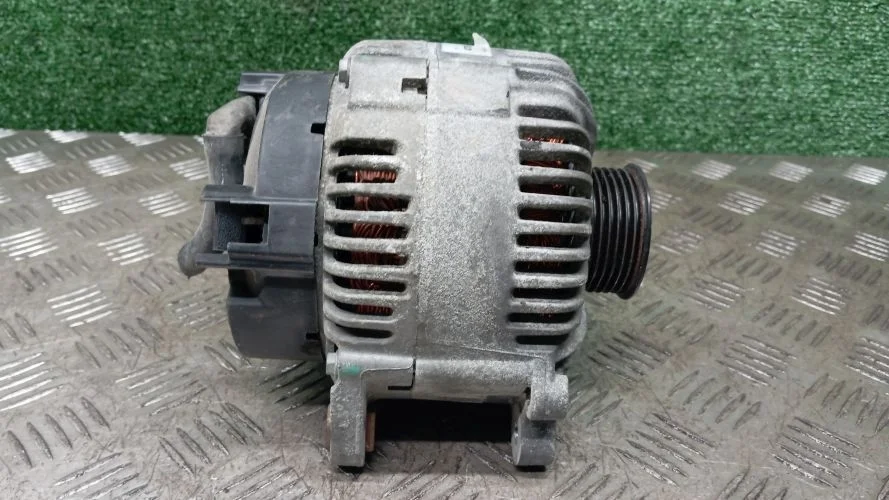 генератор Audi BUG 4LB Audi Q7 BUG 4LB 059903015R
