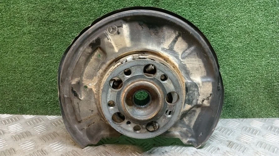 ступица Mercedes-Benz 274920 C207 Mercedes-Benz E-Class 274920 C207 A2043500341