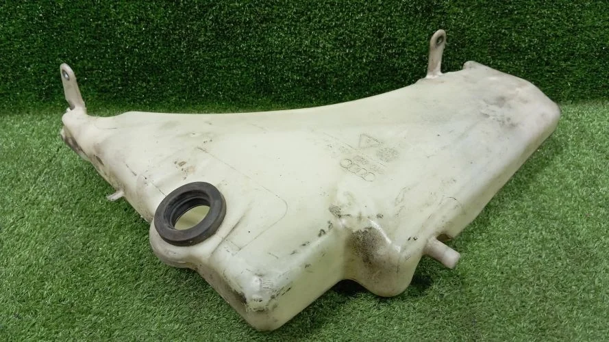 бачок стеклоомывателя Audi CAEA,CAEB,CSUA 8K2 Audi A4 CAEA,CAEB,CSUA 8K2 8T0955453C