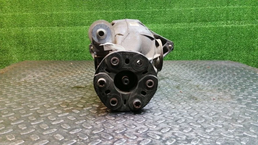 редуктор Mercedes-Benz 272988 A207 Mercedes-Benz E-Class 272988 A207 A2043500214,A2043510408