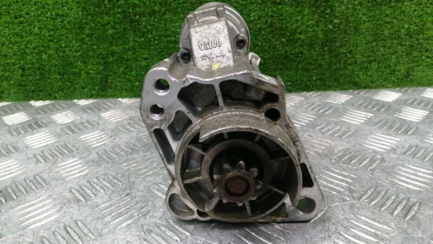 стартер Audi BFL 4E2 Audi A8 BFL 4E2 077911023J