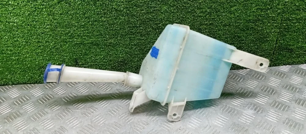 бачок омывателя Chevrolet B12D1,F16D4 T255,T250 Chevrolet Aveo B12D1,F16D4 T255,T250 96650768,96643233,96647641,96650658,96327970