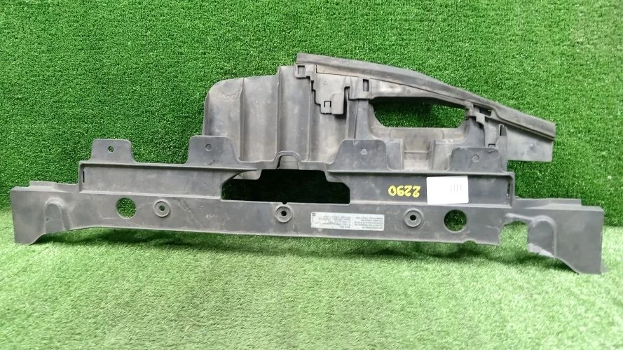 накладка замка капота Chevrolet F18D4,F16D4 J300 Chevrolet Cruze F18D4,F16D4 J300 96981695