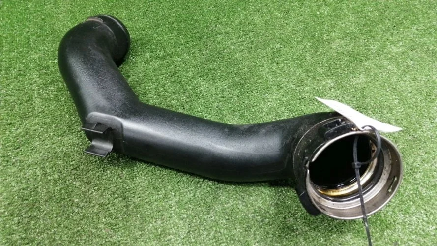 патрубок интеркулера Bmw N54B30A F01 Bmw 7-series N54B30A F01 7582314,13717582314