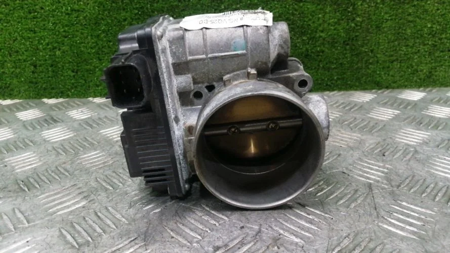 дроссельная заслонка Nissan VQ25DD V35 Nissan Skyline VQ25DD V35 16119-8J101