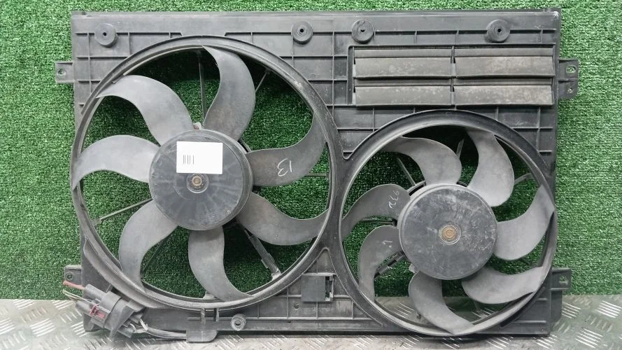 диффузор радиатора Volkswagen CCTA,CBAB,CBBB,CPRA,CFF,CUVC,CFFB,CBFA,CUWA,CAYC,CUU,CZTA 3C2,3C5,B6,357,358,5N1,A32,162,B7,362 Volkswagen Passat,Passat Cc,Tiguan,Jetta,Polo,Beetle,Caddy CCTA,CBAB,CBBB,CPRA,CFF,CUVC,CFFB,CBFA,CUWA,CAYC,CUU,CZTA 3C2,3C5,B6,357,358,5N1,A32,162,B7,362 1KM121205,1K0121205AD,1K0121207BC,1KM959455D
