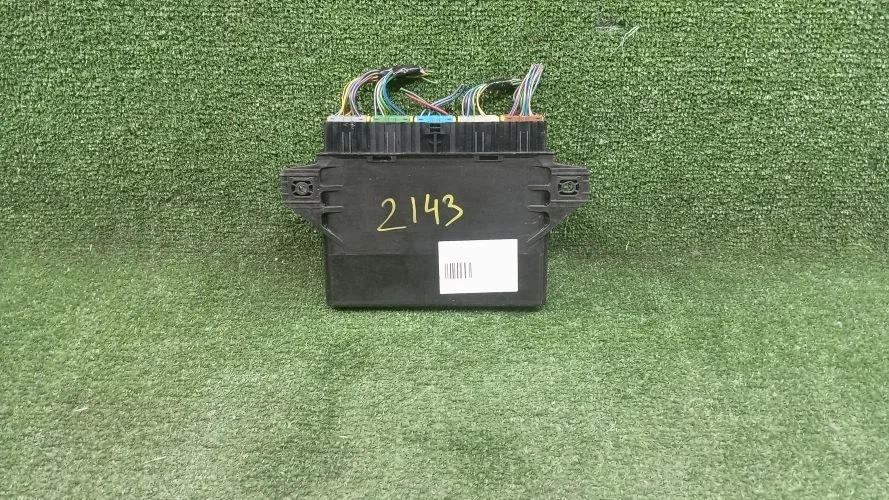 блок управления центральным замком Volvo D5244T4 AS71 Volvo S80 D5244T4 AS71 6G9119G481AK