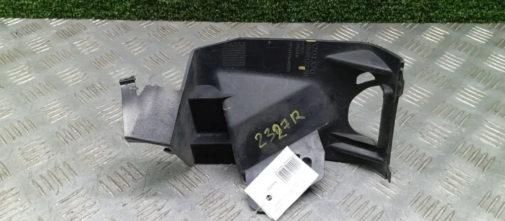 кронштейн бампера Volvo D5244T4 AS60 Volvo S80 D5244T4 AS60 30698127