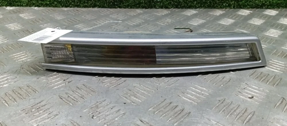 поворотник бамперный Volkswagen BVY 3C2 Volkswagen Passat BVY 3C2 3C0953042H,3C0953042E,3C0953042L