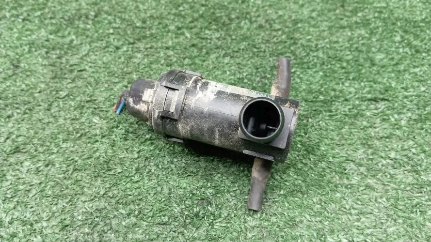мотор омывателя Kia D6EA,D4HA HM,XM Kia Mohave,Sorento D6EA,D4HA HM,XM 985102J000