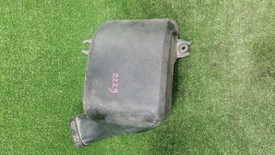 воздухозаборник Volvo D5244T,D5244T4 CM71 Volvo Xc90 D5244T,D5244T4 CM71 30636844