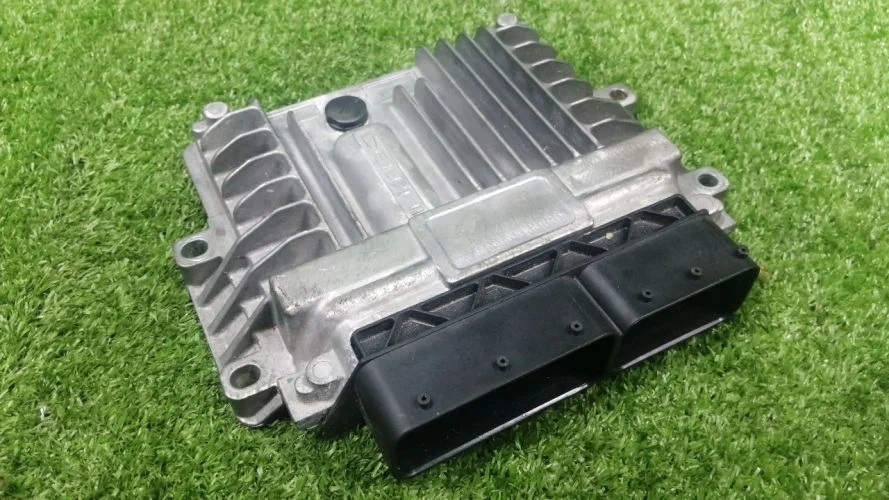 блок управления двс Ssangyong 664951 QJ Ssangyong Actyon Sport 664951 QJ 6645404632