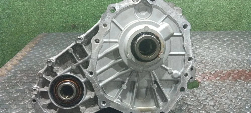 раздаточная коробка Infiniti VQ35,VK45,VK45DE,VQ35DE,VQ35HR S50 Infiniti Fx35,Ex35,Fx45 VQ35,VK45,VK45DE,VQ35DE,VQ35HR S50 33100CG000