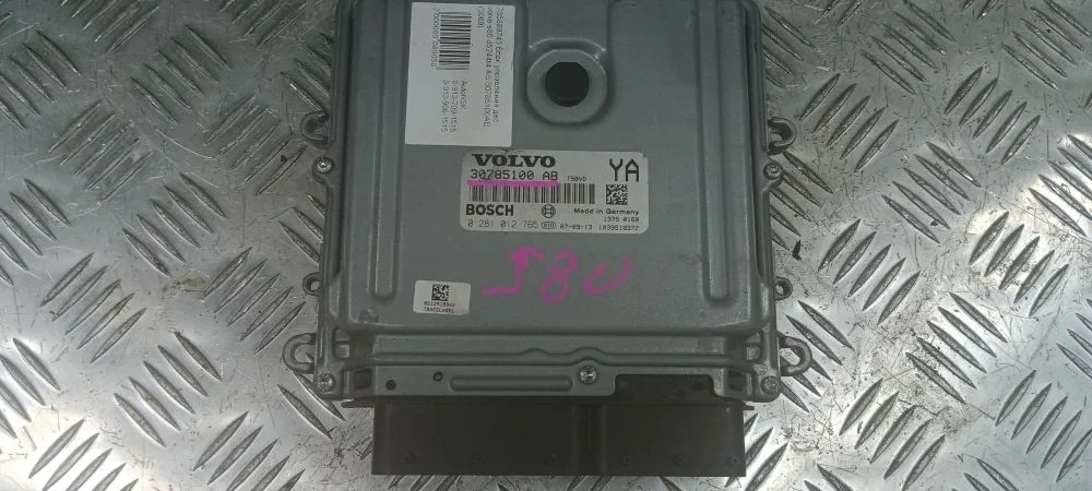 блок управления двс Volvo D5244T4 AS60 Volvo S80 D5244T4 AS60 36002596