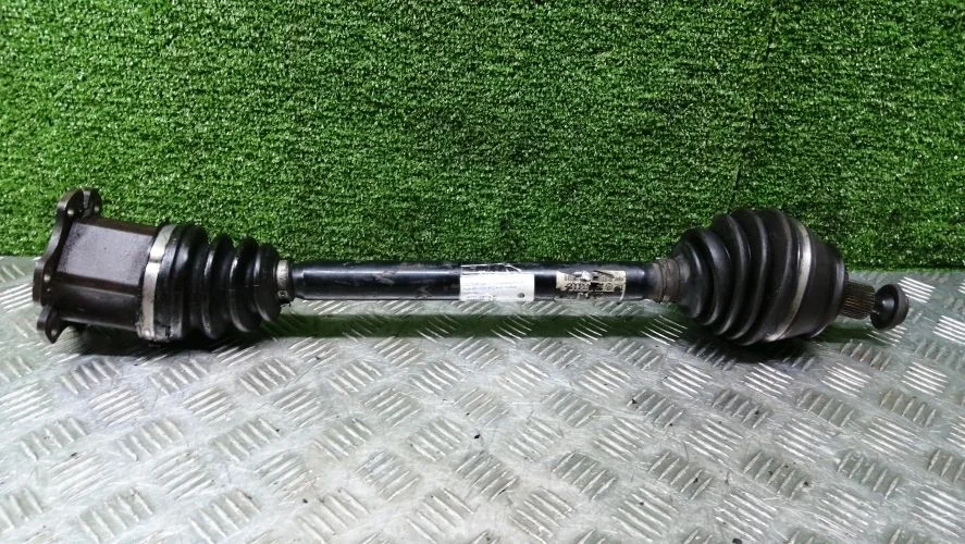 привод Audi CCA,BKH 4F,4F2 Audi A6 CCA,BKH 4F,4F2 4F0407271J
