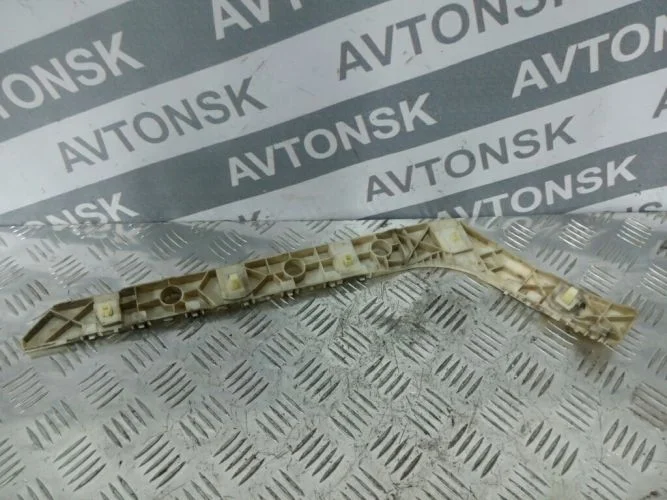 крепление бампера Nissan vq25 J32 Nissan Teana vq25 J32 85221JN20A