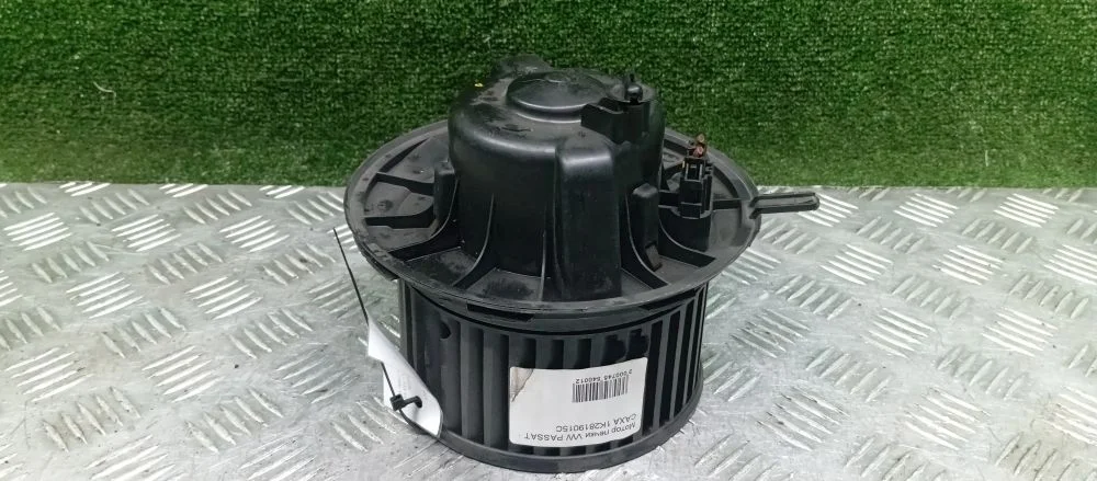 мотор печки Volkswagen CAVA 5N1 Volkswagen Tiguan CAVA 5N1 1K2819015C