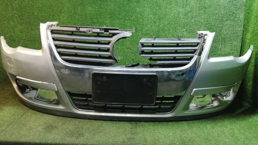 бампер Volkswagen CAXA,BVY B6,3C2,3C5 Volkswagen Passat CAXA,BVY B6,3C2,3C5 3C0805903,3C0807217S,3C0807221