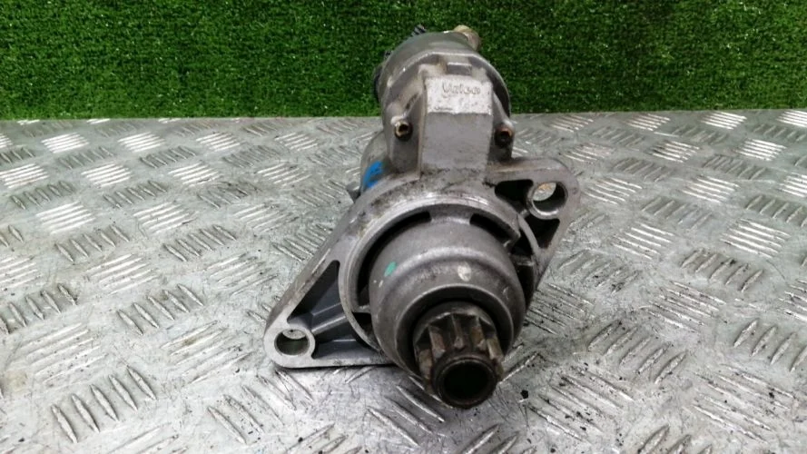 стартер Volkswagen CAVA 162 Volkswagen Jetta CAVA 162 0AM911023B