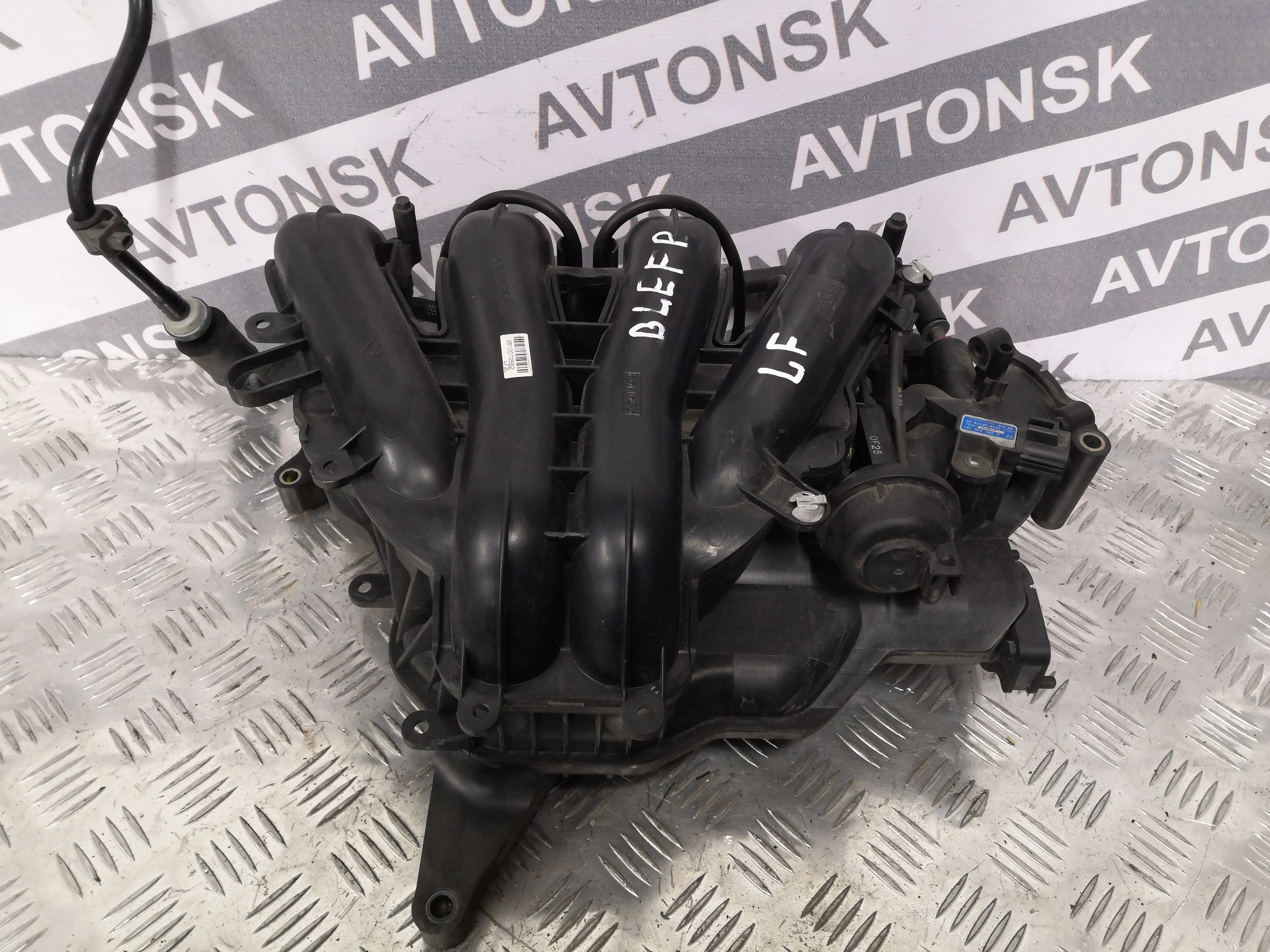 коллектор впускной Mazda LF BLEFP,BL12F,BL14F Mazda Axela,Mazda3 LF BLEFP,BL12F,BL14F LF2L13100D