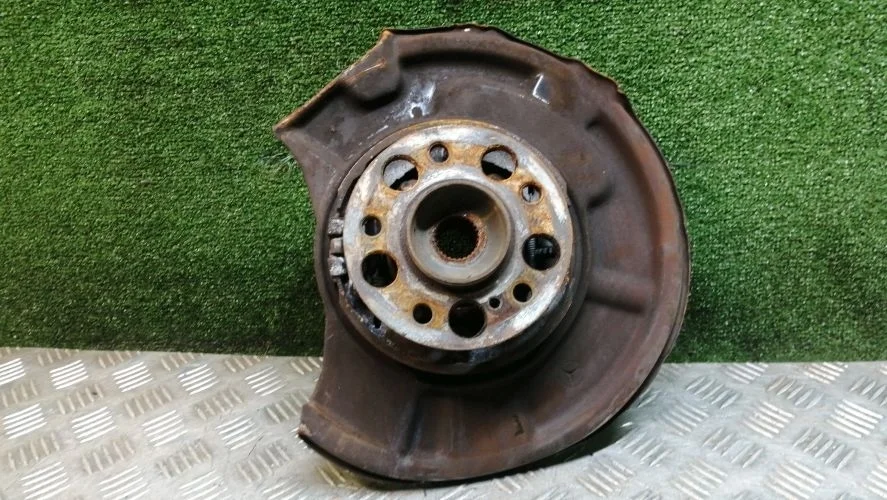 ступица Mercedes-Benz 273960,646821,272964 C219,W211 Mercedes-Benz Cls-Class,E-Class 273960,646821,272964 C219,W211 A2113508408