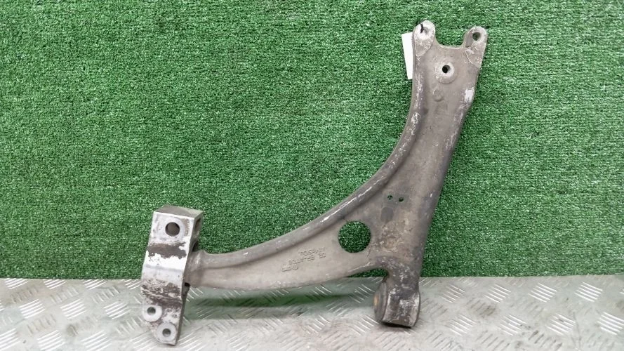 рычаг Volkswagen CBAB,CBBB,CCTA,BVY 3C2,B6,357,5N1 Volkswagen Passat,Passat Cc,Tiguan CBAB,CBBB,CCTA,BVY 3C2,B6,357,5N1 3C0407151G,3C0407151E