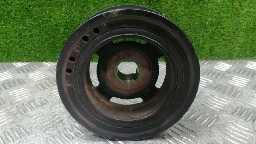 шкив Chevrolet  B10D1,B12D1 M300,T255,T250 Chevrolet Spark B10D1,B12D1 M300,T255,T250 25182733,96416271