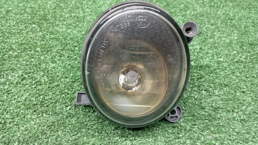 противотуманная фара Audi CAHA,CAEA,CAEB,CCAA,CALB 8RB,8K2,4F2 Audi Q5,A4,A6 CAHA,CAEA,CAEB,CCAA,CALB 8RB,8K2,4F2 271650,A047358,A126948,8T0941700B