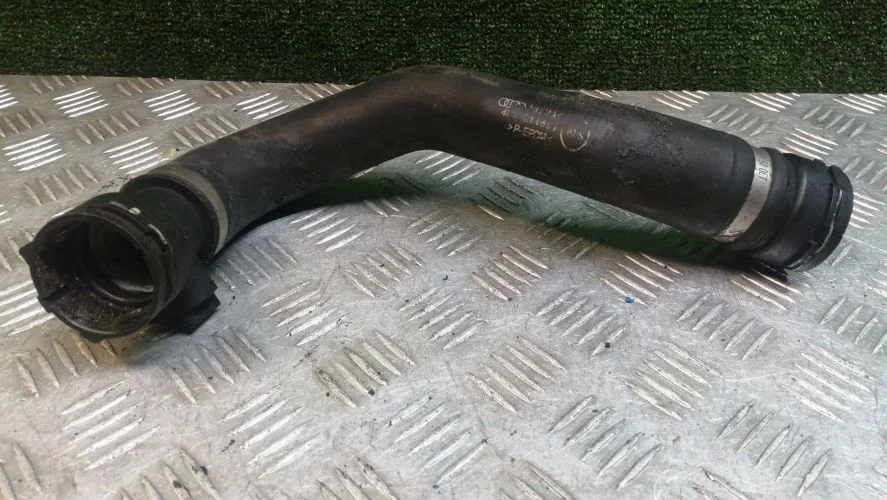 патрубок радиатора Audi BKH 4F2 Audi A6 BKH 4F2 4F0121055F