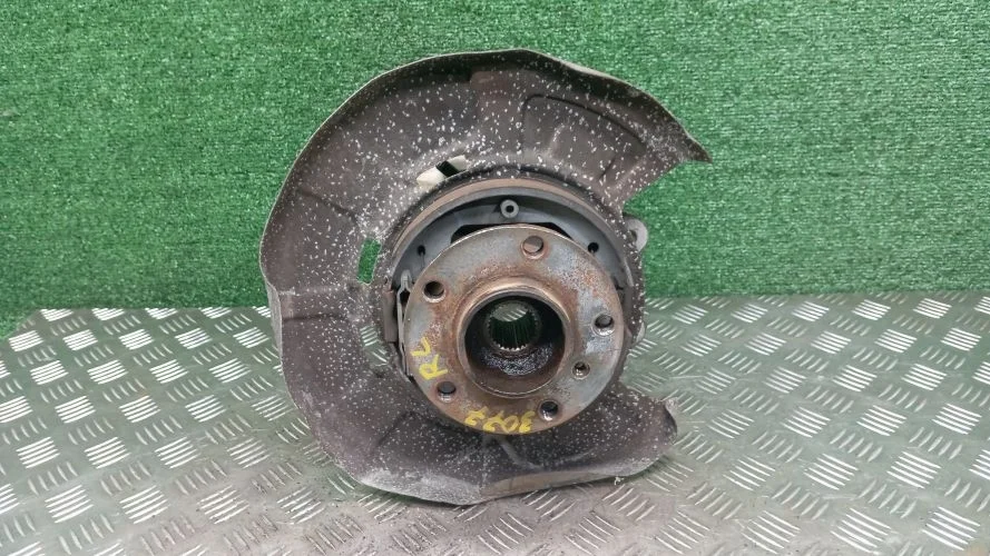 ступица Bmw N63B44A,306D3,N55B30A,N52B30AF,N57D30A E72,E70,E71 Bmw X6,X5 N63B44A,306D3,N55B30A,N52B30AF,N57D30A E72,E70,E71 33326879101,33326770981