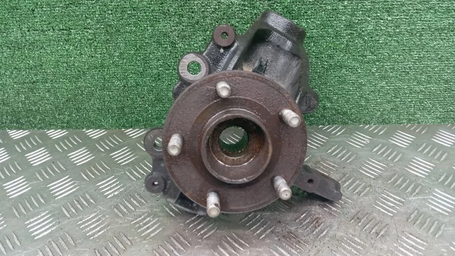 ступица Ford D4204T,UFDB CB8 Ford Focus3 D4204T,UFDB CB8 1702855