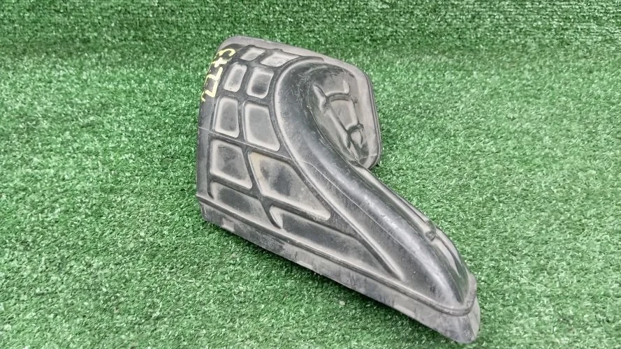 воздуховод Audi CAEA,CAHA 8K2,8RB Audi A4,Q5 CAEA,CAHA 8K2,8RB 8R0129739A