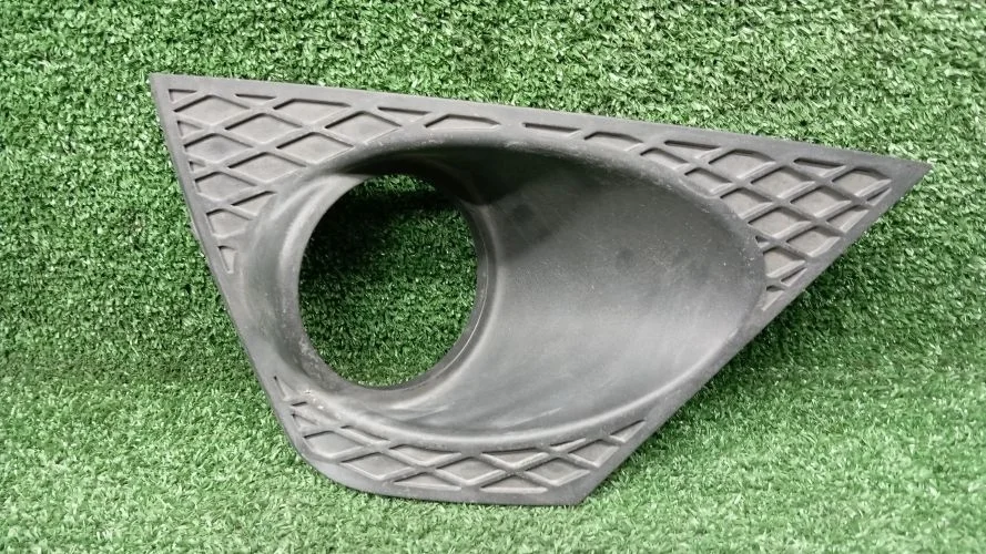 рамка противотуманной фары Ssangyong D20DTF,671950 CK,C200 Ssangyong Actyon,Korando C,New Actyon D20DTF,671950 CK,C200 K7871434300,7871434300