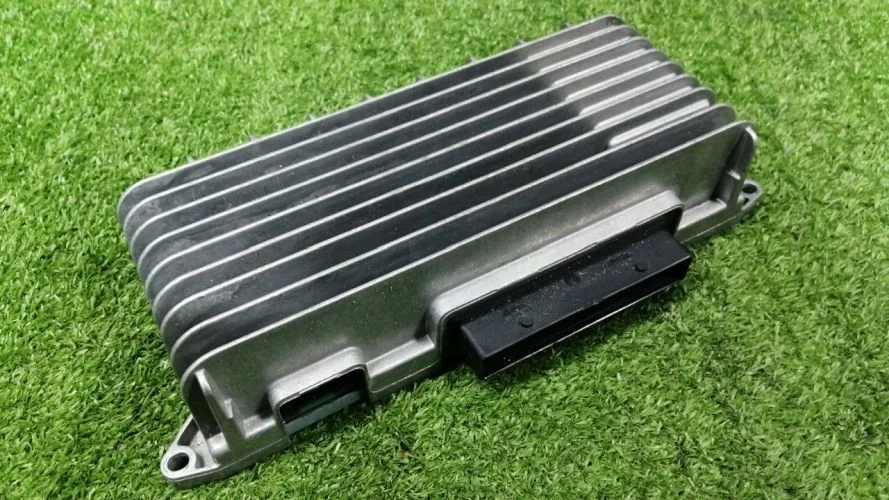 усилитель звука Audi BUG 4LB Audi Q7 BUG 4LB 4L0910223E