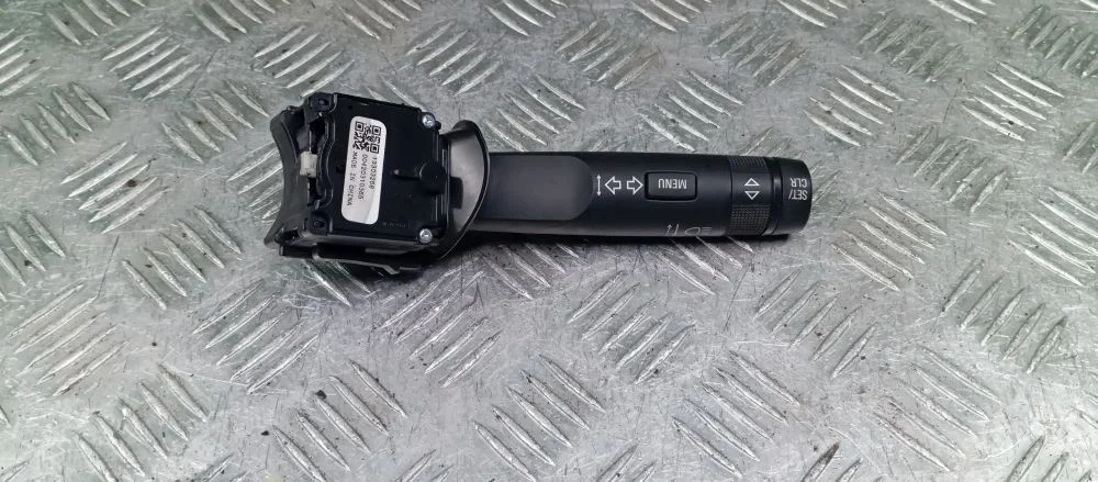 подрулевой переключатель поворотов Chevrolet F16D4 J300 Chevrolet Cruze F16D4 J300 13303268