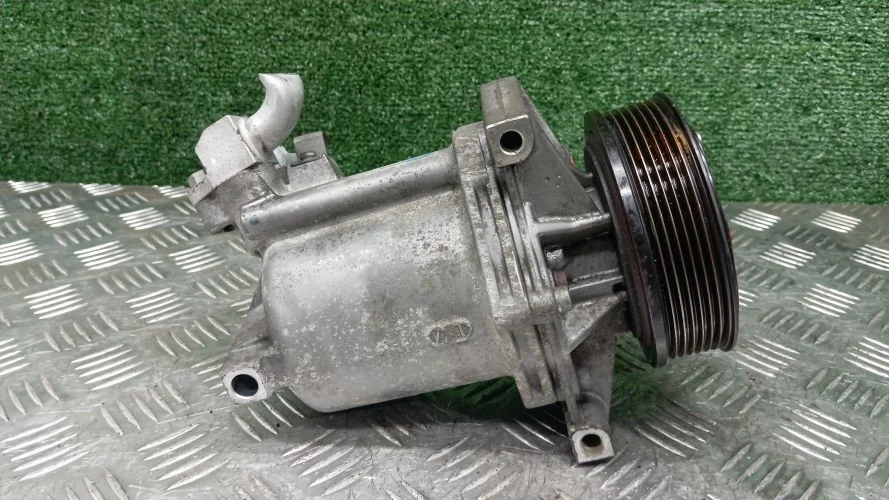 компрессор кондиционера Renault H4M L30R Renault Fluence H4M L30R 926008367R