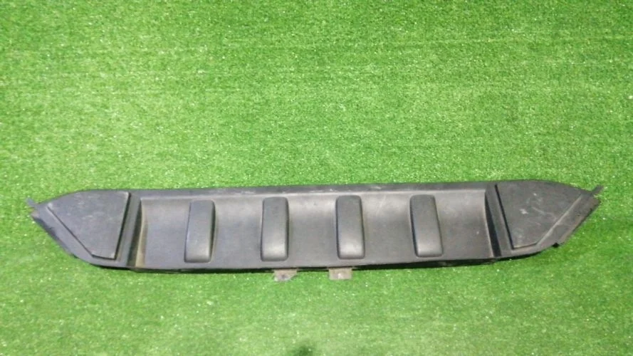 накладка рамки радиатора Audi BAR,CAS,BUG 4LB,7L Audi Q7 BAR,CAS,BUG 4LB,7L 4L0121285