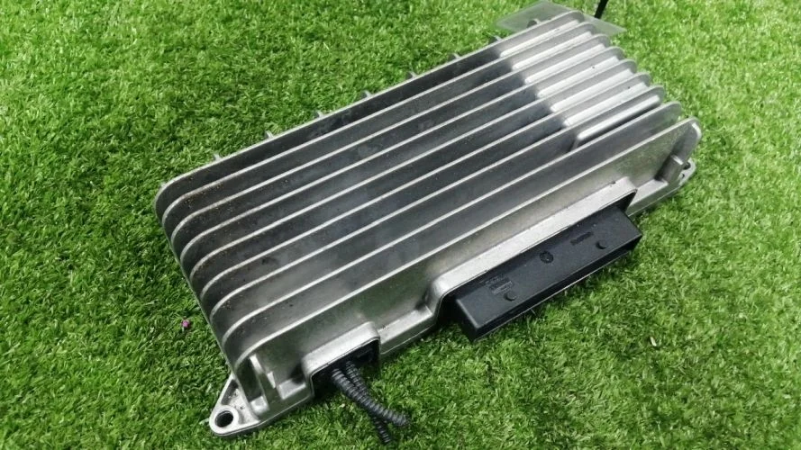 усилитель звука Audi BUG 4LB Audi Q7 BUG 4LB 4L0910223E