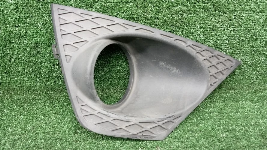 рамка противотуманной фары Ssangyong D20DTF,671950 CK,C200 Ssangyong Actyon,Korando C,New Actyon D20DTF,671950 CK,C200 K7871434300,7871434300