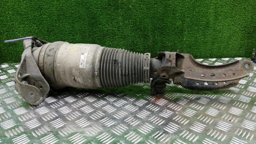 стойка Volkswagen BKS 7LA Volkswagen Touareg BKS 7LA 7L6616039D,7L6412021AG,166ATE0441FB47Q