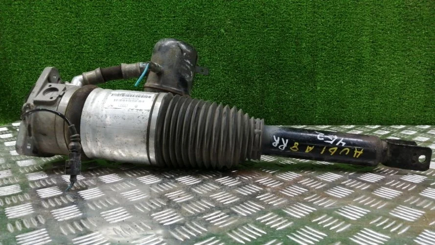 стойка Audi BSB 4E2 Audi A8 BSB 4E2 4E0616002E
