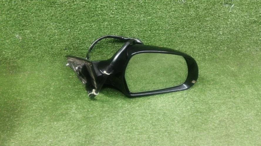 зеркало Audi BSB,BVJ,BPK 4E2 Audi A8 BSB,BVJ,BPK 4E2 4E1857410S,8T0857528D