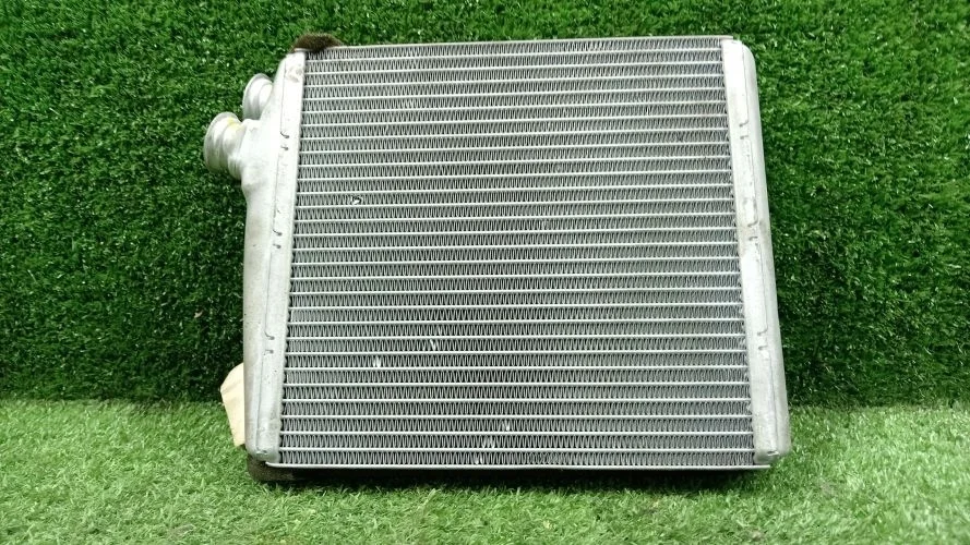 радиатор печки Land Rover 224DT L359 Land Rover Freelander 224DT L359 LR002632