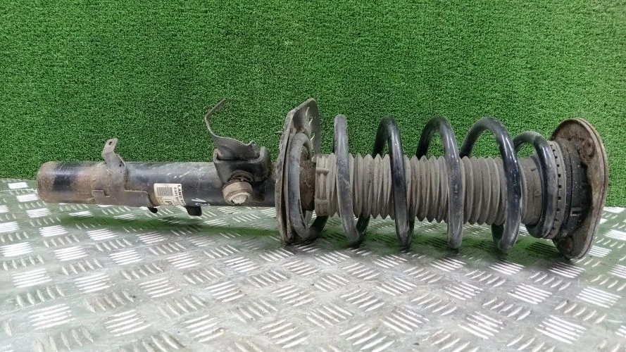 стойка Land Rover 224DT L359 Land Rover Freelander 224DT L359 LR001141,6G9118K001UAF,LR026068,AH5218K001AA,LR031665,AH5218K001AB