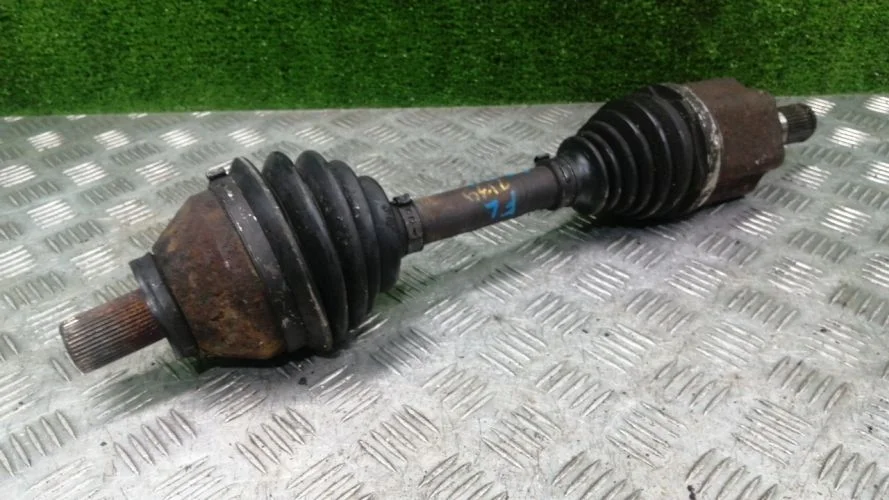 привод Land Rover 224DT L359 Land Rover freelander 224DT L359 LR002621,LR062666,6G9N3B437LF
