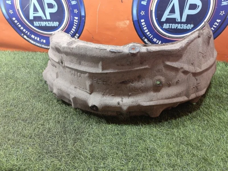 Подкрылок задний левый Toyota Rav4 2013 6563842010 XA40 3ZRFE, задний левый