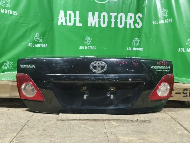 Крышка багажника Toyota Corolla 2006-2012 150