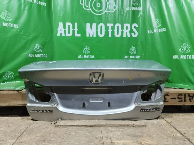 Крышка багажника Honda Civic 8 2009-2011 4D