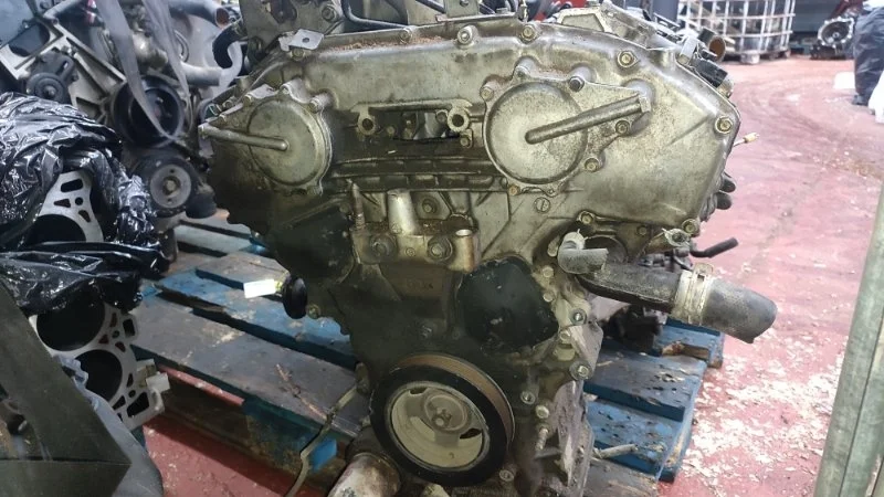 Двигатель Nissan 3.5